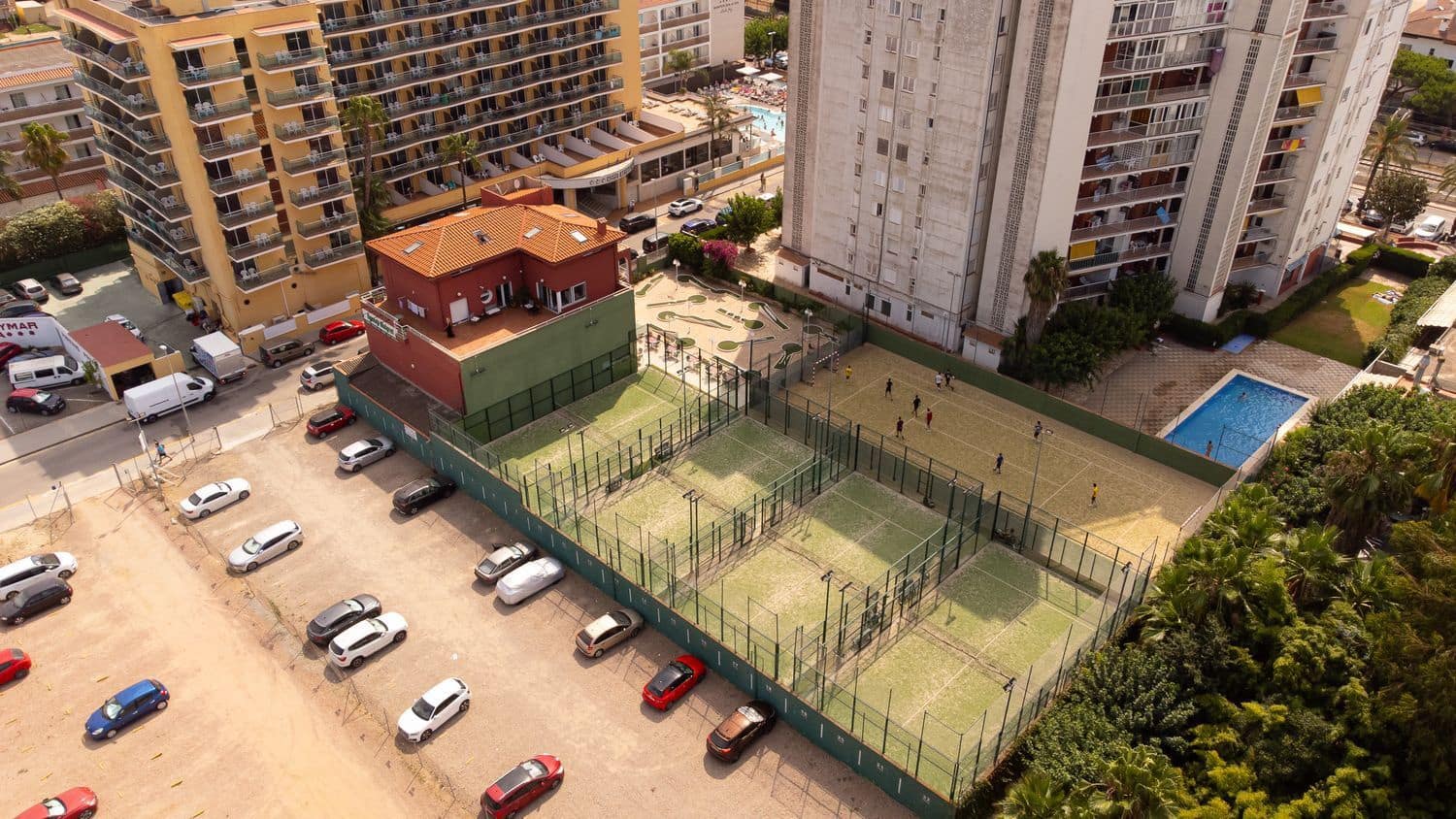Apartment for sale in Malgrat de Mar - € 1,500,000 (Ref: 9829845)