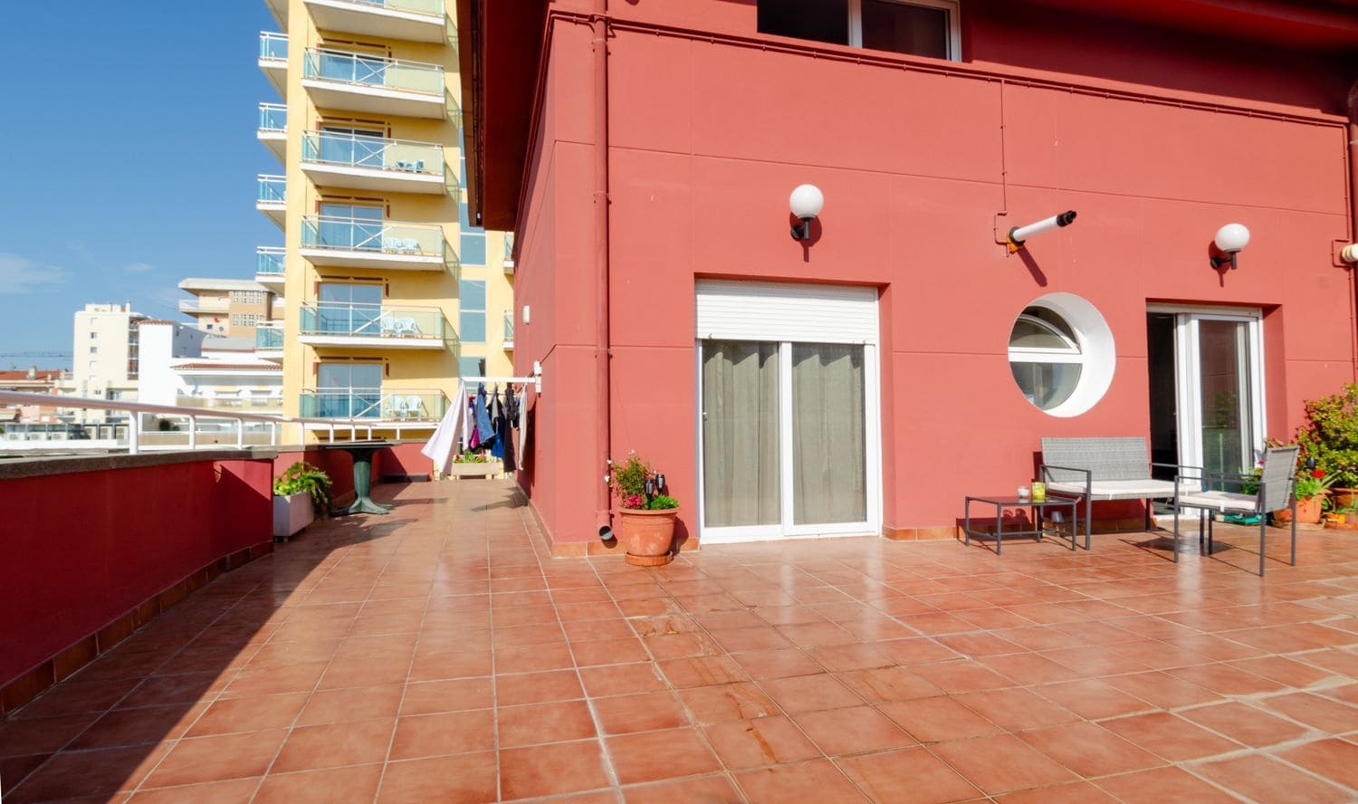 Apartment for sale in Malgrat de Mar - € 1,500,000 (Ref: 9829845)