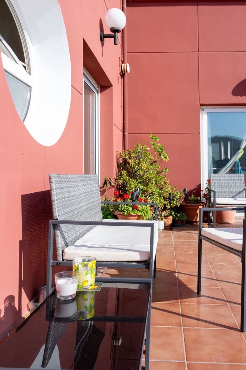Apartment for sale in Malgrat de Mar - € 1,500,000 (Ref: 9829845)
