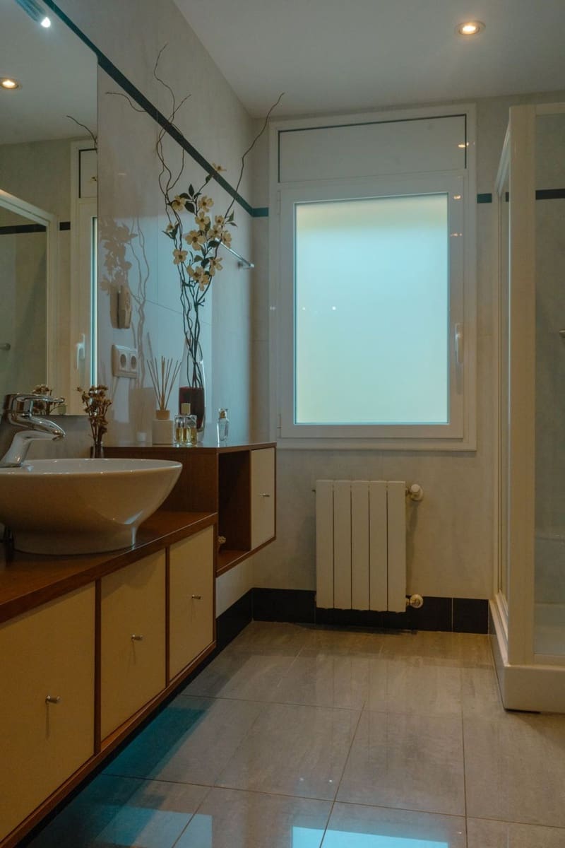 5 chambre Maison de Ville à vendre à Llagostera avec piscine - 690 000 € (Ref: 9829846)