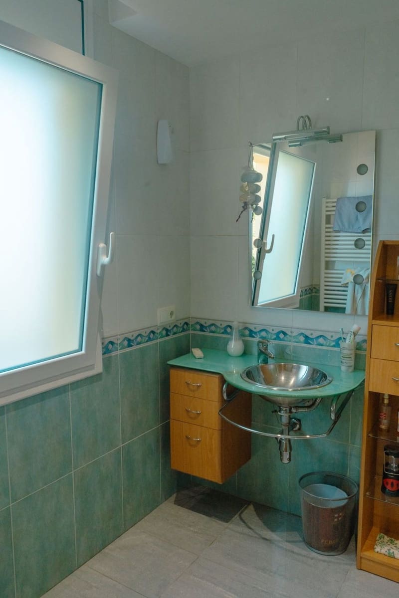 5 chambre Maison de Ville à vendre à Llagostera avec piscine - 690 000 € (Ref: 9829846)