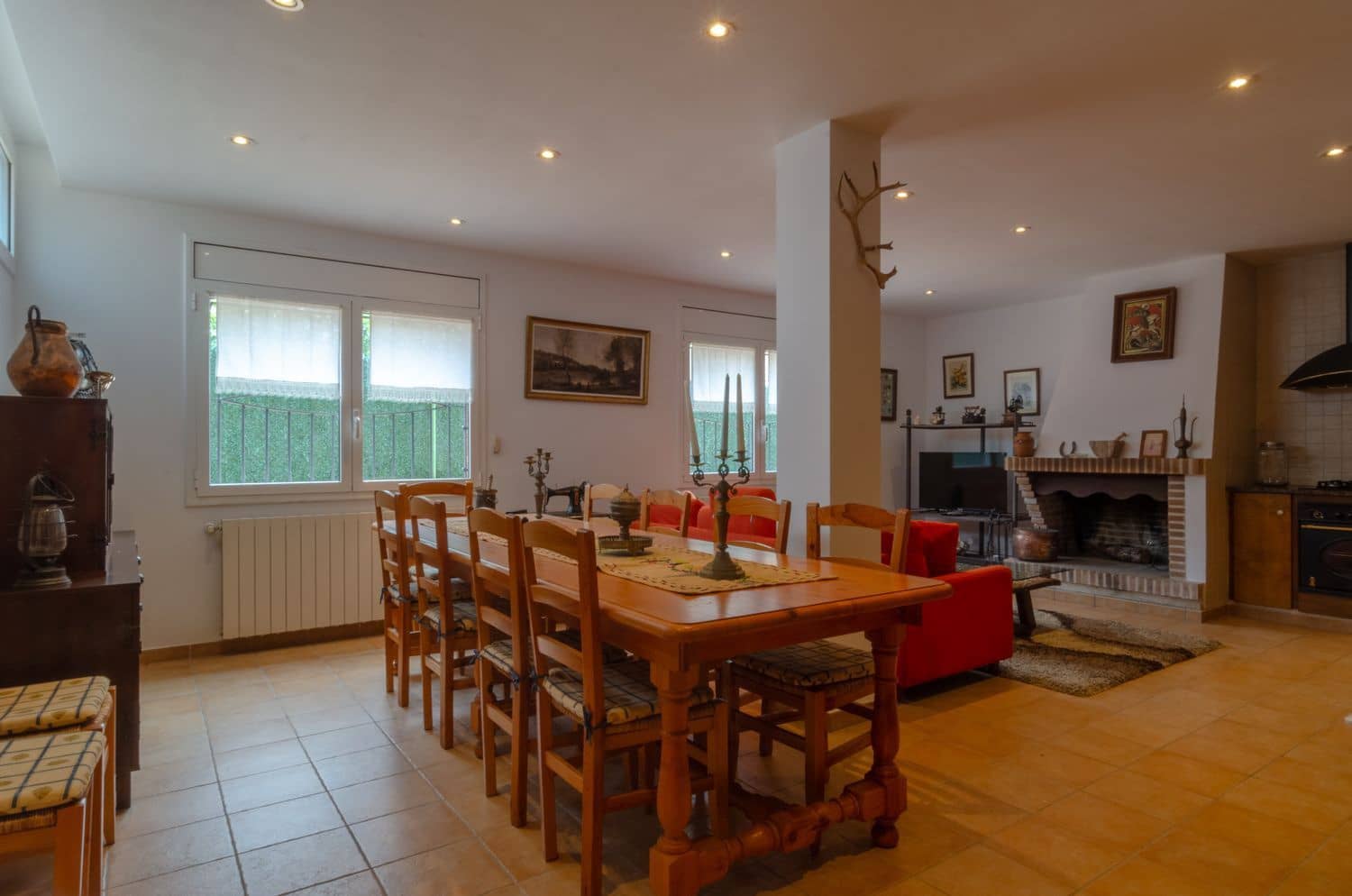 5 chambre Maison de Ville à vendre à Llagostera avec piscine - 690 000 € (Ref: 9829846)