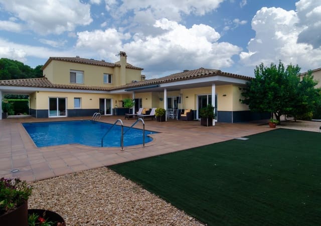 5 soverom Hus til salgs i Llagostera med svømmebasseng - € 690 000 (Ref: 9829846)
