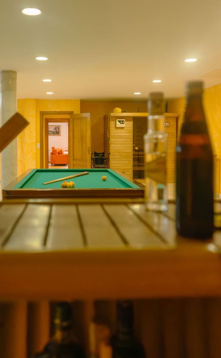 5 chambre Maison de Ville à vendre à Llagostera avec piscine - 690 000 € (Ref: 9829846)