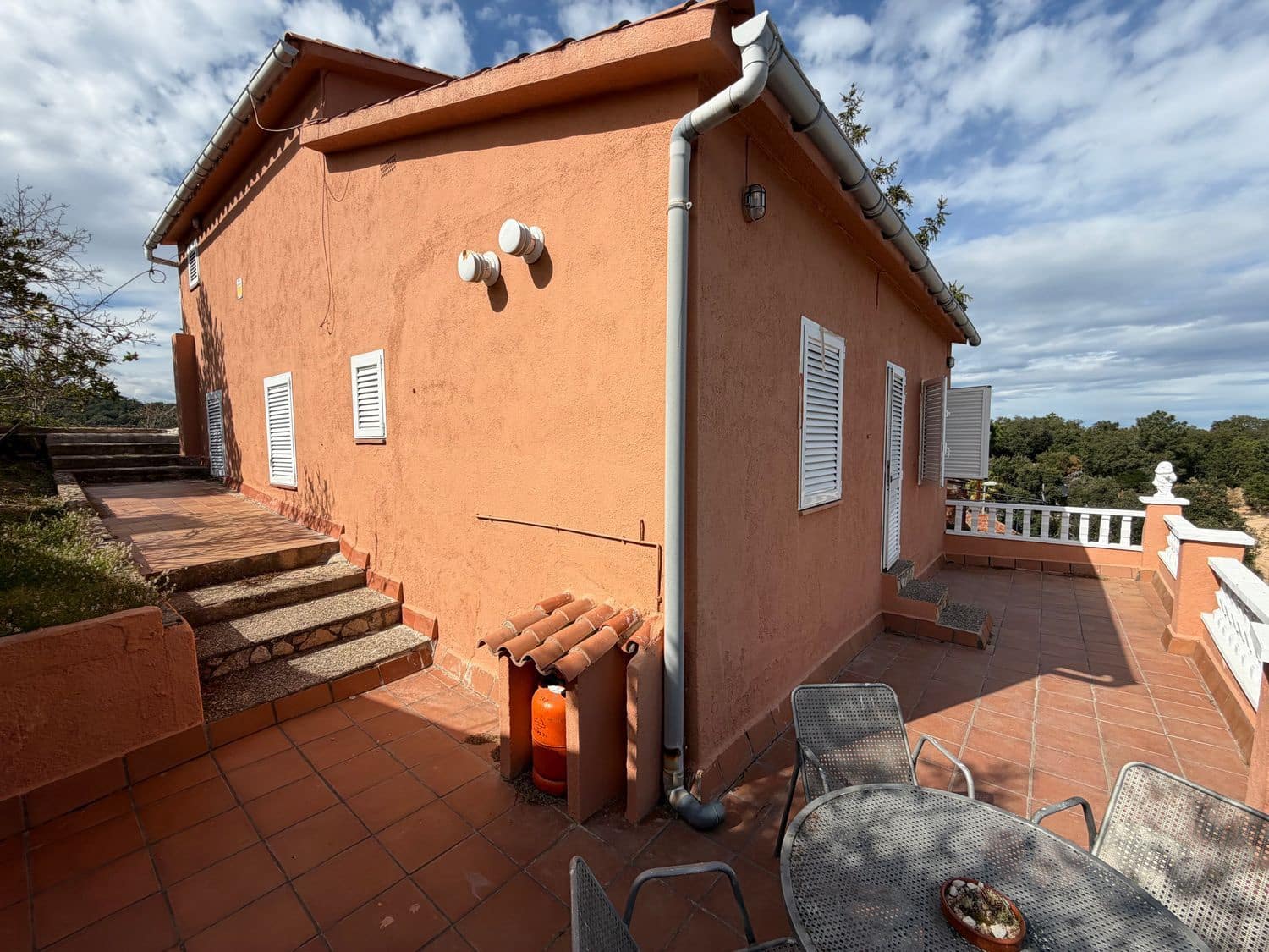 5 bedroom Townhouse for sale in Llagostera - € 225,000 (Ref: 9829848)