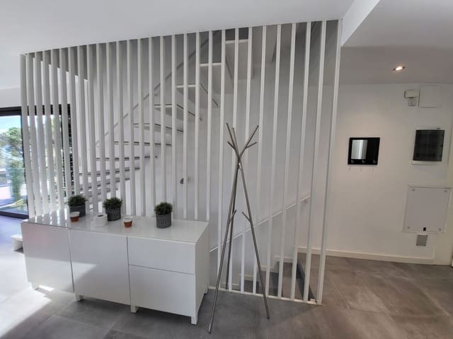 4 soveværelse Byhus til salg i Palafrugell med swimmingpool - € 825.000 (Ref: 9829849)