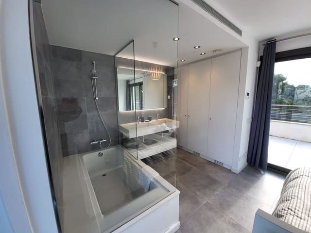 4 soveværelse Byhus til salg i Palafrugell med swimmingpool - € 825.000 (Ref: 9829849)