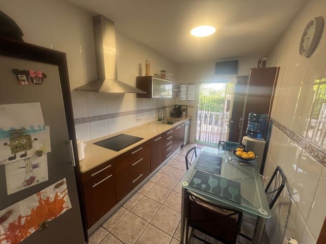 4 bedroom Townhouse for sale in Maçanet de la Selva with pool - € 365,000 (Ref: 9829855)