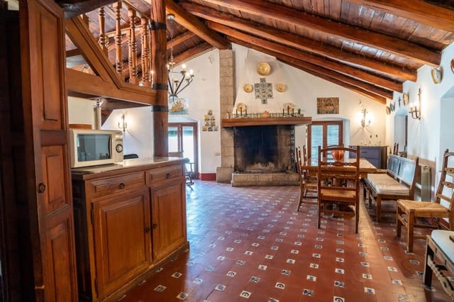 Apartament na sprzedaż w Santa Coloma de Farners - 290 000 € (Ref: 9829856)