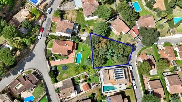 Ubebygd land til salgs i Calonge i Sant Antoni - € 120 000 (Ref: 9829857)