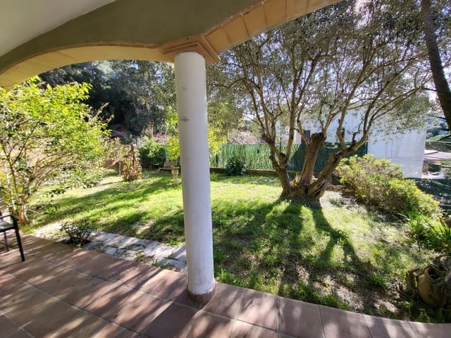 4 soveværelse Byhus til salg i Calonge i Sant Antoni med swimmingpool - € 690.000 (Ref: 9829861)