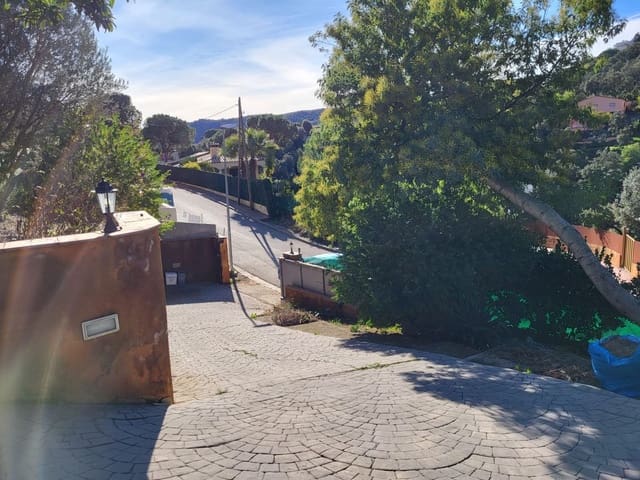 4 soveværelse Byhus til salg i Calonge i Sant Antoni med swimmingpool - € 690.000 (Ref: 9829861)