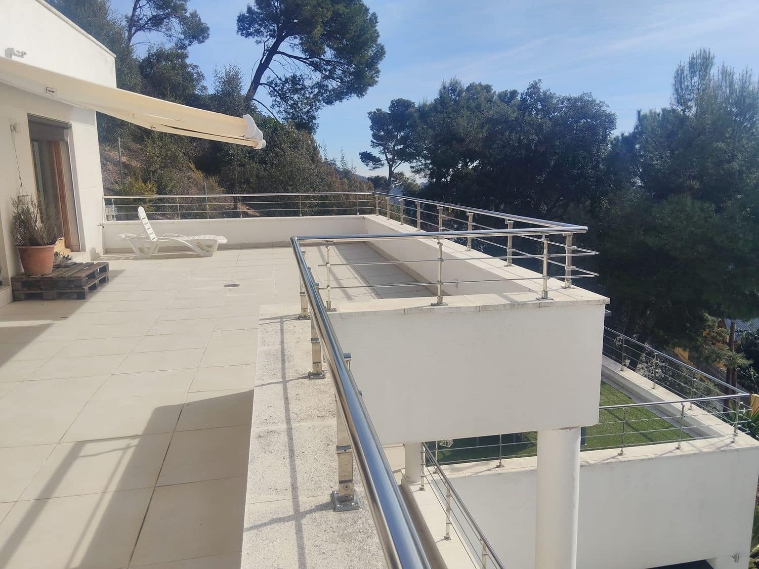 4 bedroom Townhouse for sale in Sant Cebria de Vallalta with pool - € 750,000 (Ref: 9829863)