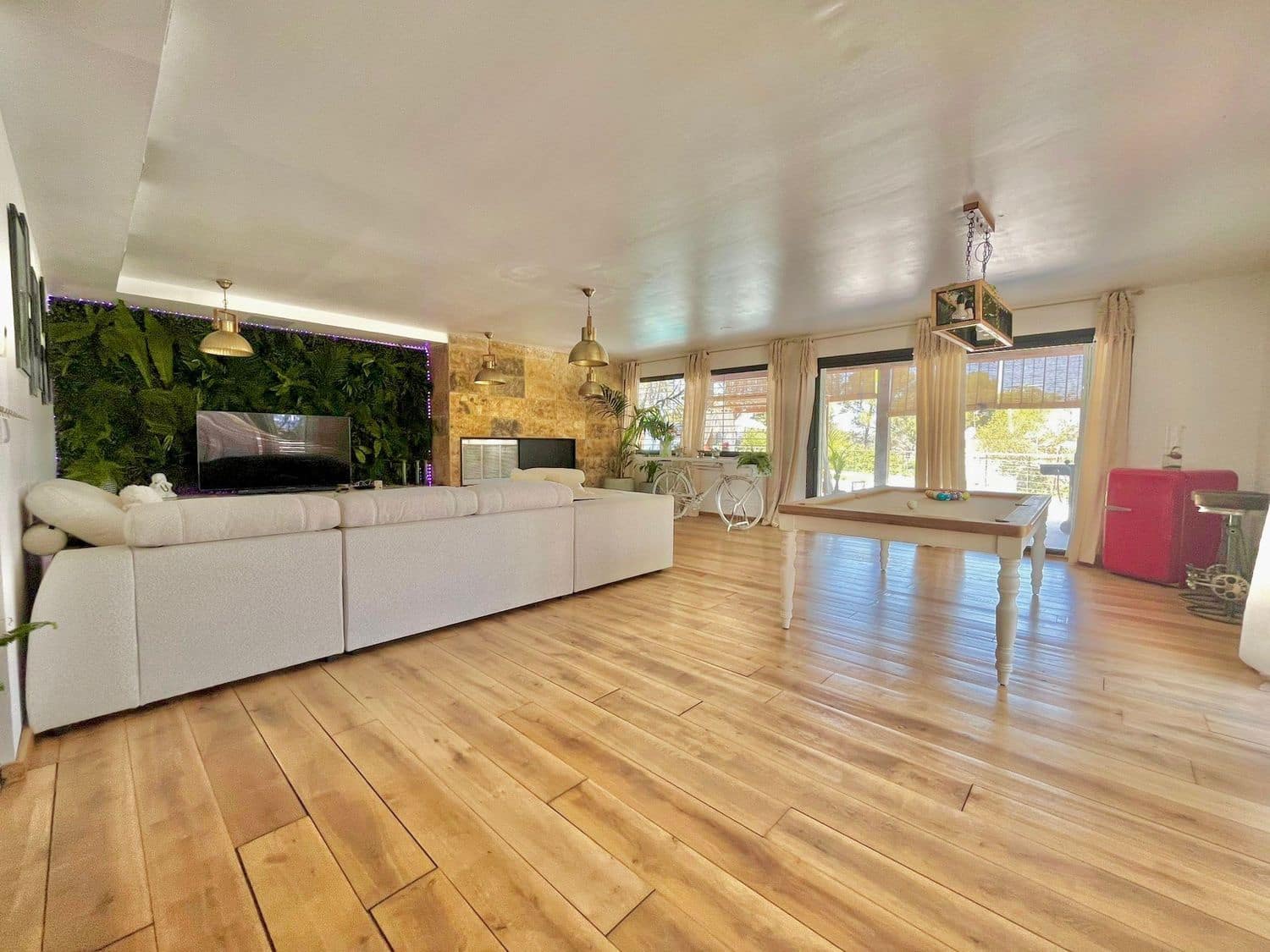 6 soveværelse Byhus til salg i Blanes med swimmingpool - € 794.000 (Ref: 9829864)