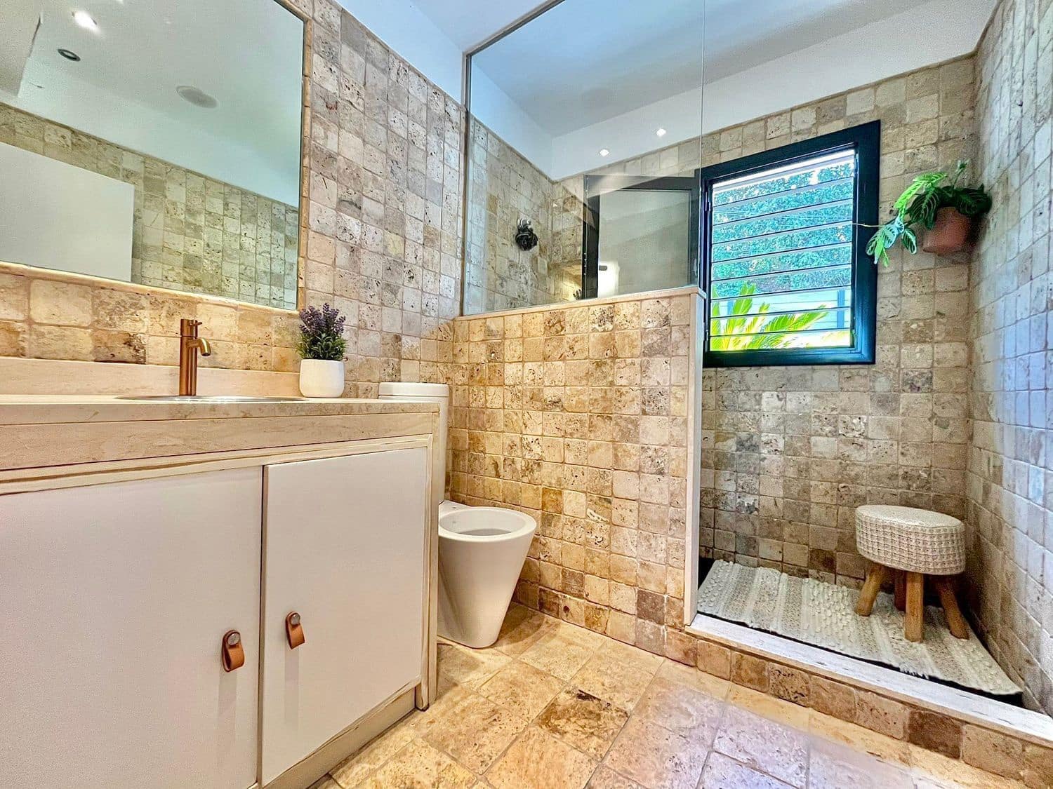 6 soveværelse Byhus til salg i Blanes med swimmingpool - € 794.000 (Ref: 9829864)
