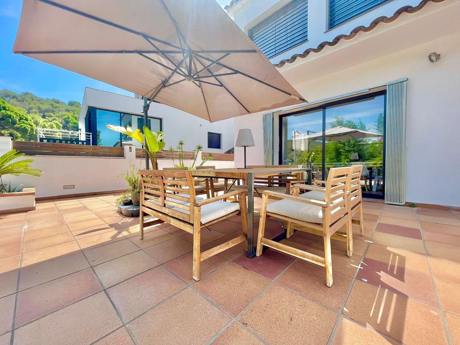 6 soveværelse Byhus til salg i Blanes med swimmingpool - € 794.000 (Ref: 9829864)