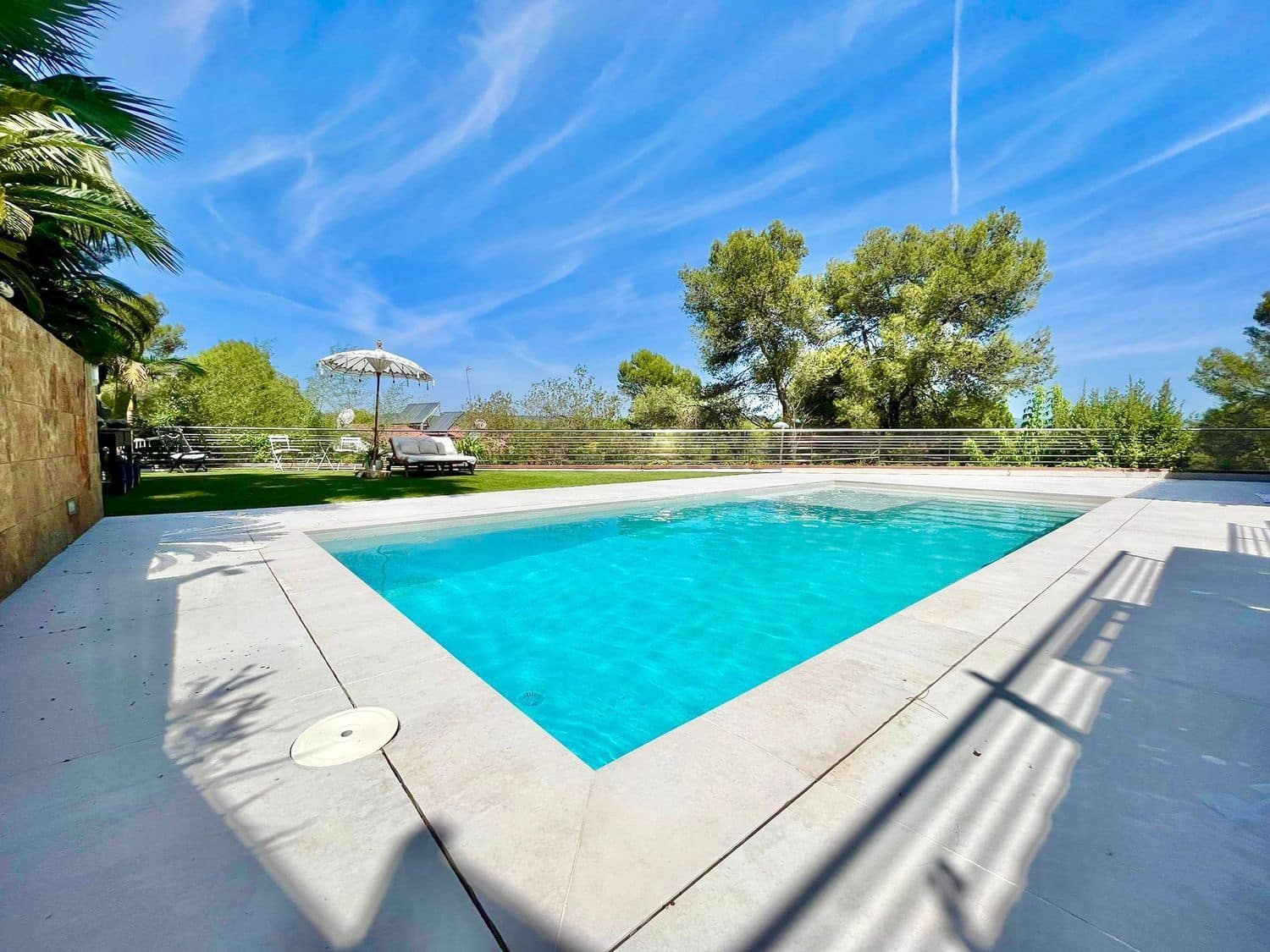 6 soveværelse Byhus til salg i Blanes med swimmingpool - € 794.000 (Ref: 9829864)