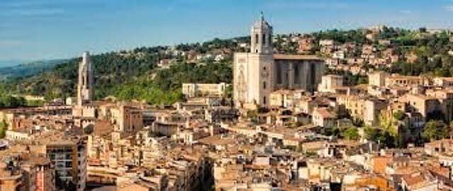 Lejlighed til salg i Girona by - € 16.250.000 (Ref: 9829865)