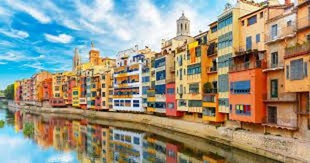 Lejlighed til salg i Girona by - € 16.250.000 (Ref: 9829865)