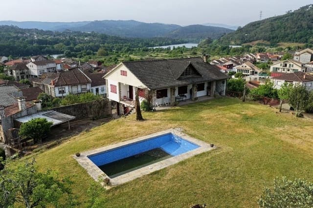 Grunde uden byggetilladelser til salg i Ribadavia - € 2.000.000 (Ref: 9829868)