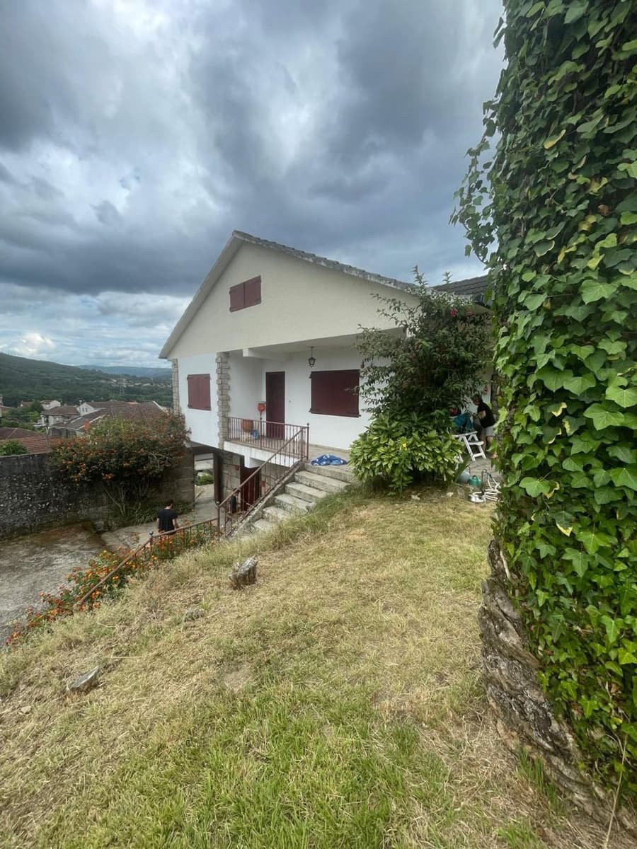 Grunde uden byggetilladelser til salg i Ribadavia - € 2.000.000 (Ref: 9829868)