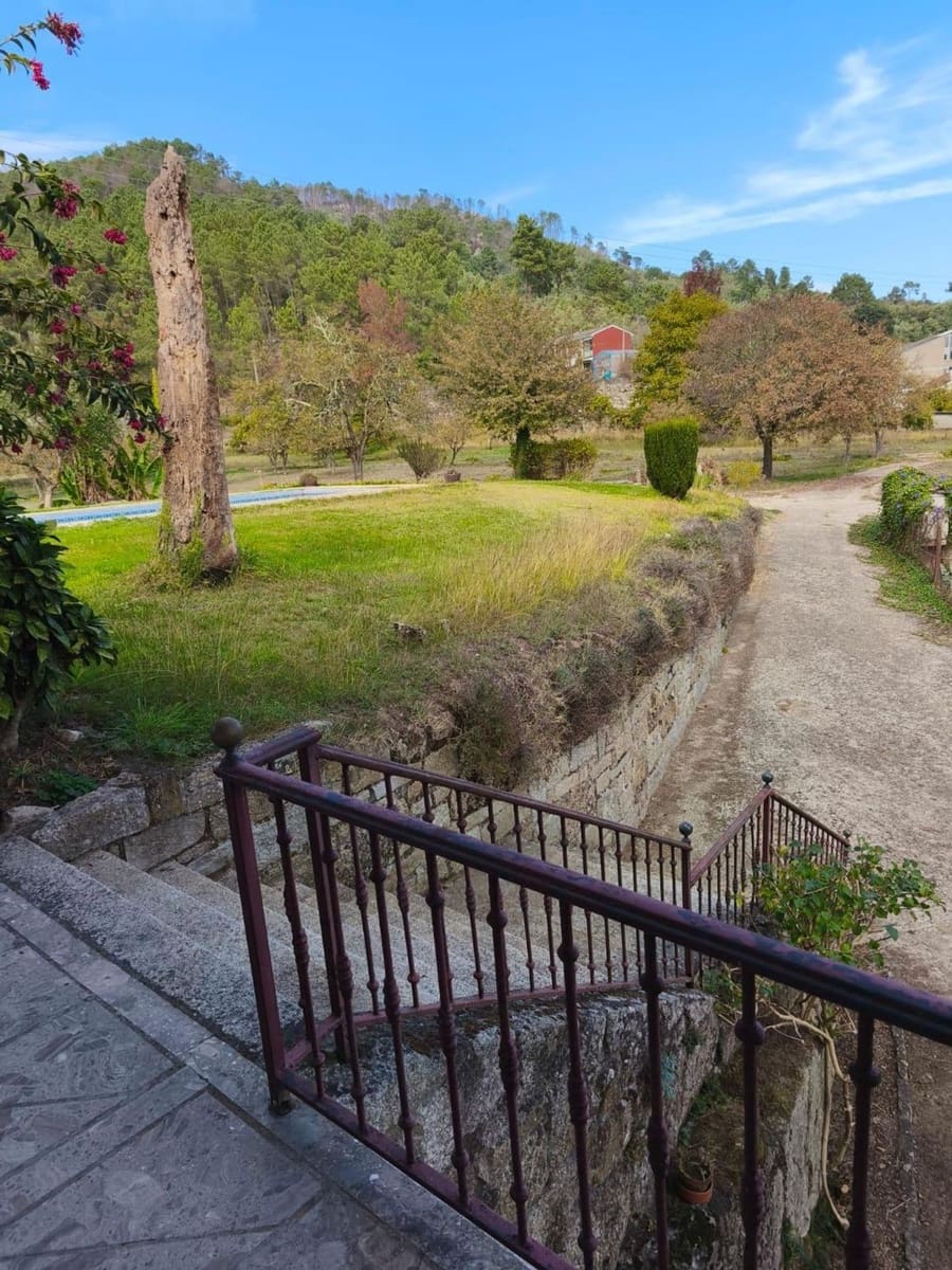 Grunde uden byggetilladelser til salg i Ribadavia - € 2.000.000 (Ref: 9829868)