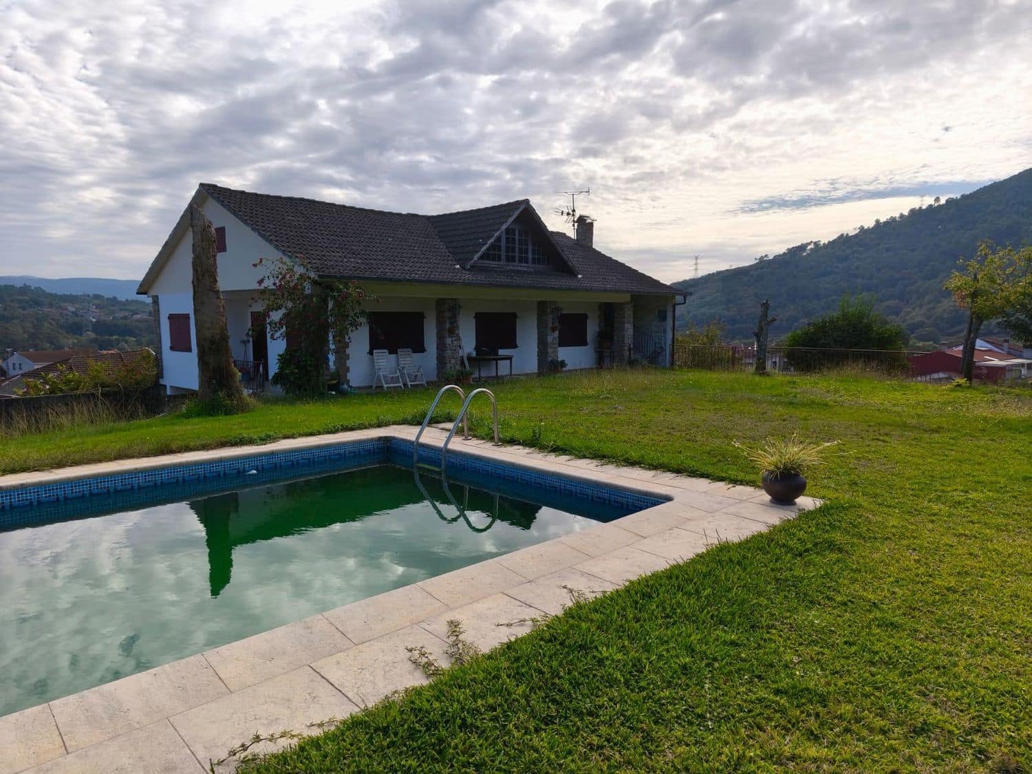 Grunde uden byggetilladelser til salg i Ribadavia - € 2.000.000 (Ref: 9829868)