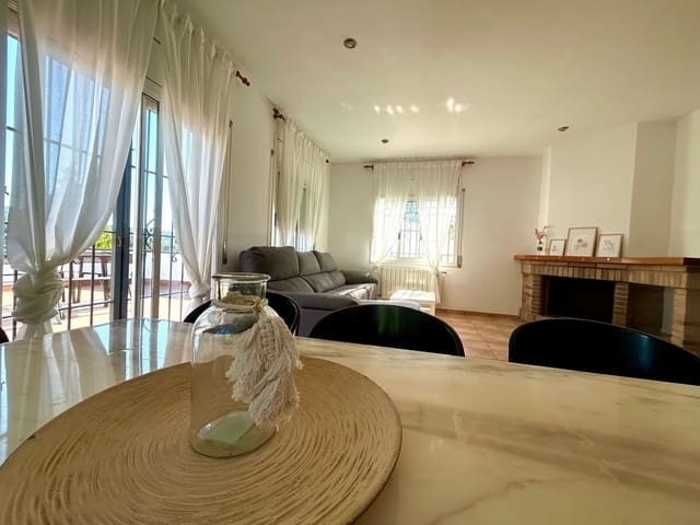 4 bedroom Townhouse for sale in Aiguaviva Parc, Vidreres with pool - € 365,000 (Ref: 9829870)