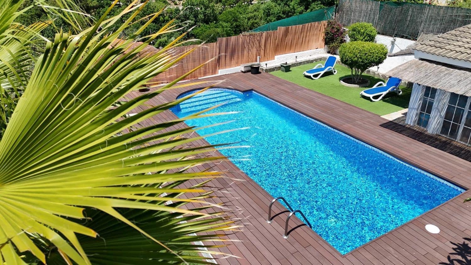 4 bedroom Townhouse for sale in Vidreres with pool - € 365,000 (Ref: 9829870)
