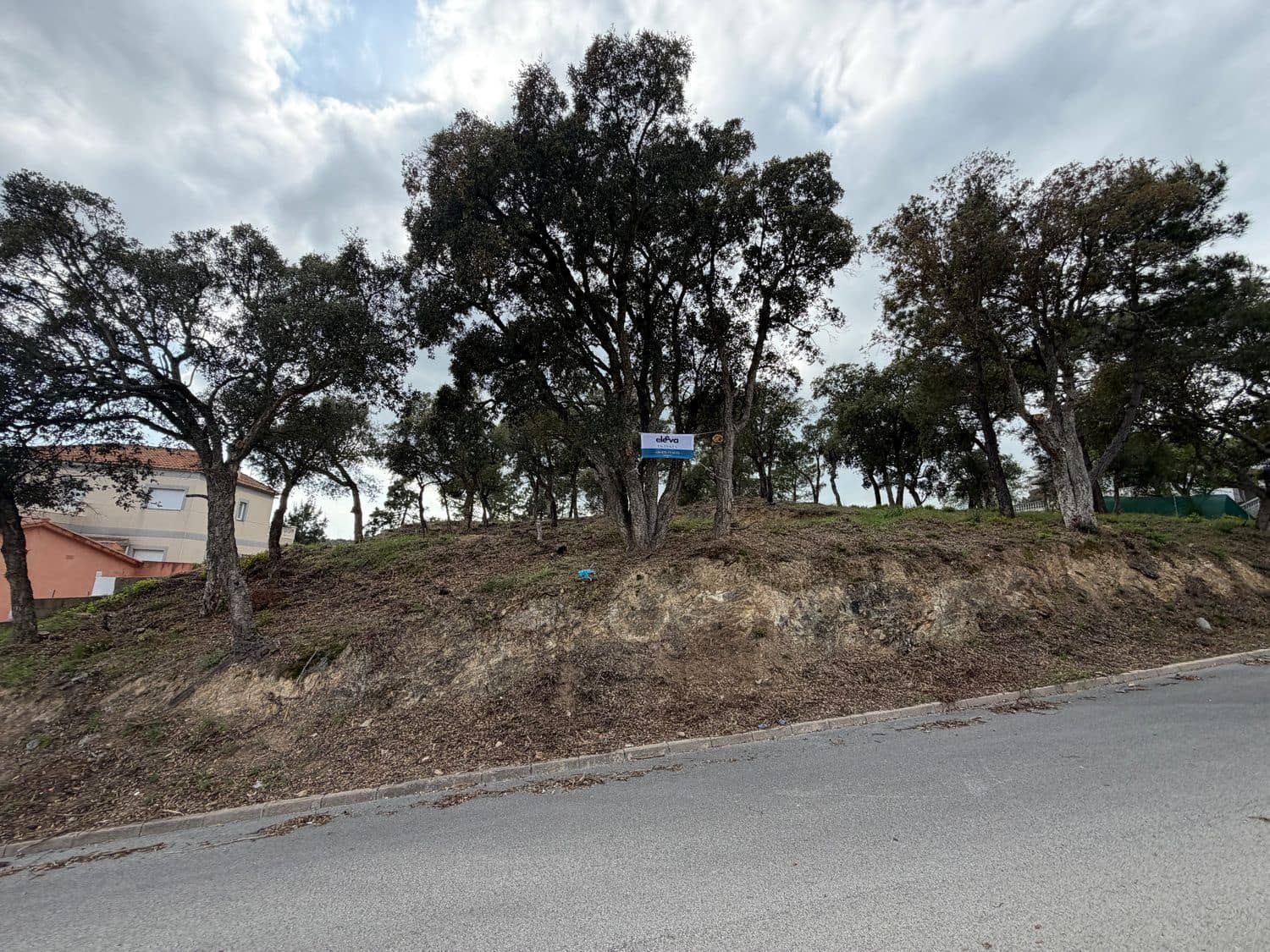 Ubebygd land til salgs i Vidreres - € 72 500 (Ref: 9829871)