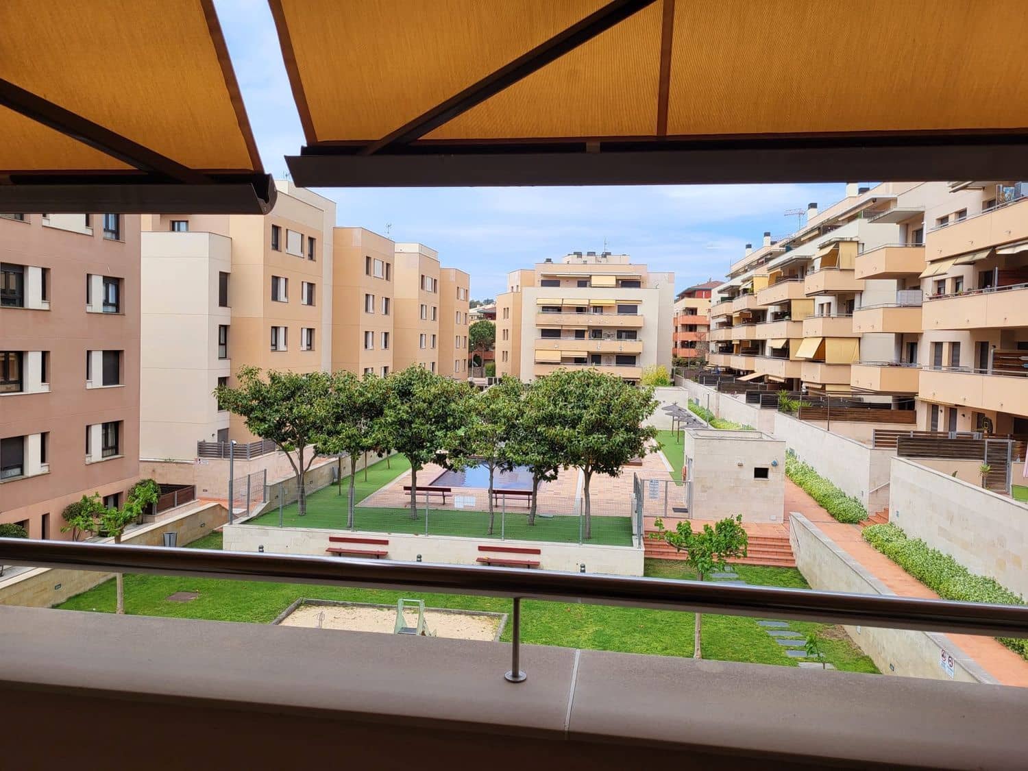 3 Zimmer Apartment zu verkaufen in Lloret de Mar mit Pool - 378.000 € (Ref: 9829874)
