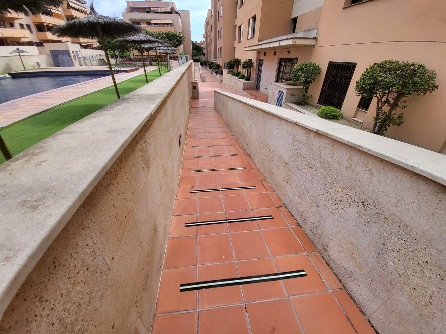 3 Zimmer Apartment zu verkaufen in Lloret de Mar mit Pool - 378.000 € (Ref: 9829874)