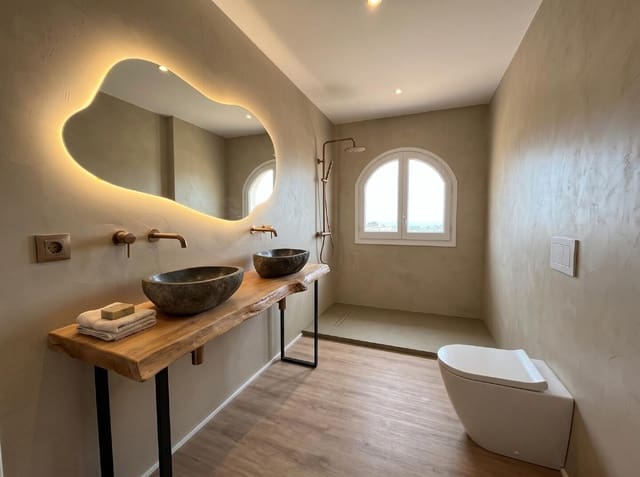 8 quarto Casa em Banda para venda em Roca Grossa, Lloret de Mar - 2 500 000 € (Ref: 9832770)