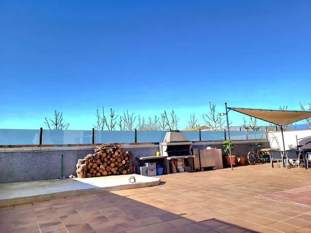4 soveværelse Byhus til salg i El Mas Flassià, Vidreres - € 485.000 (Ref: 9832911)