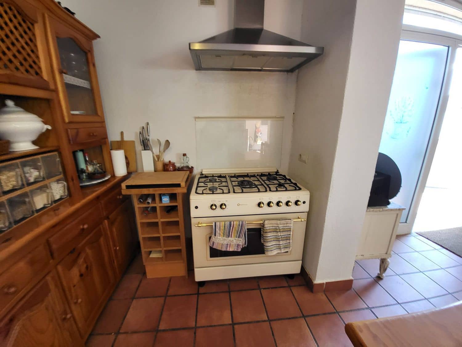 4 bedroom Townhouse for sale in Vidreres - € 485,000 (Ref: 9832911)