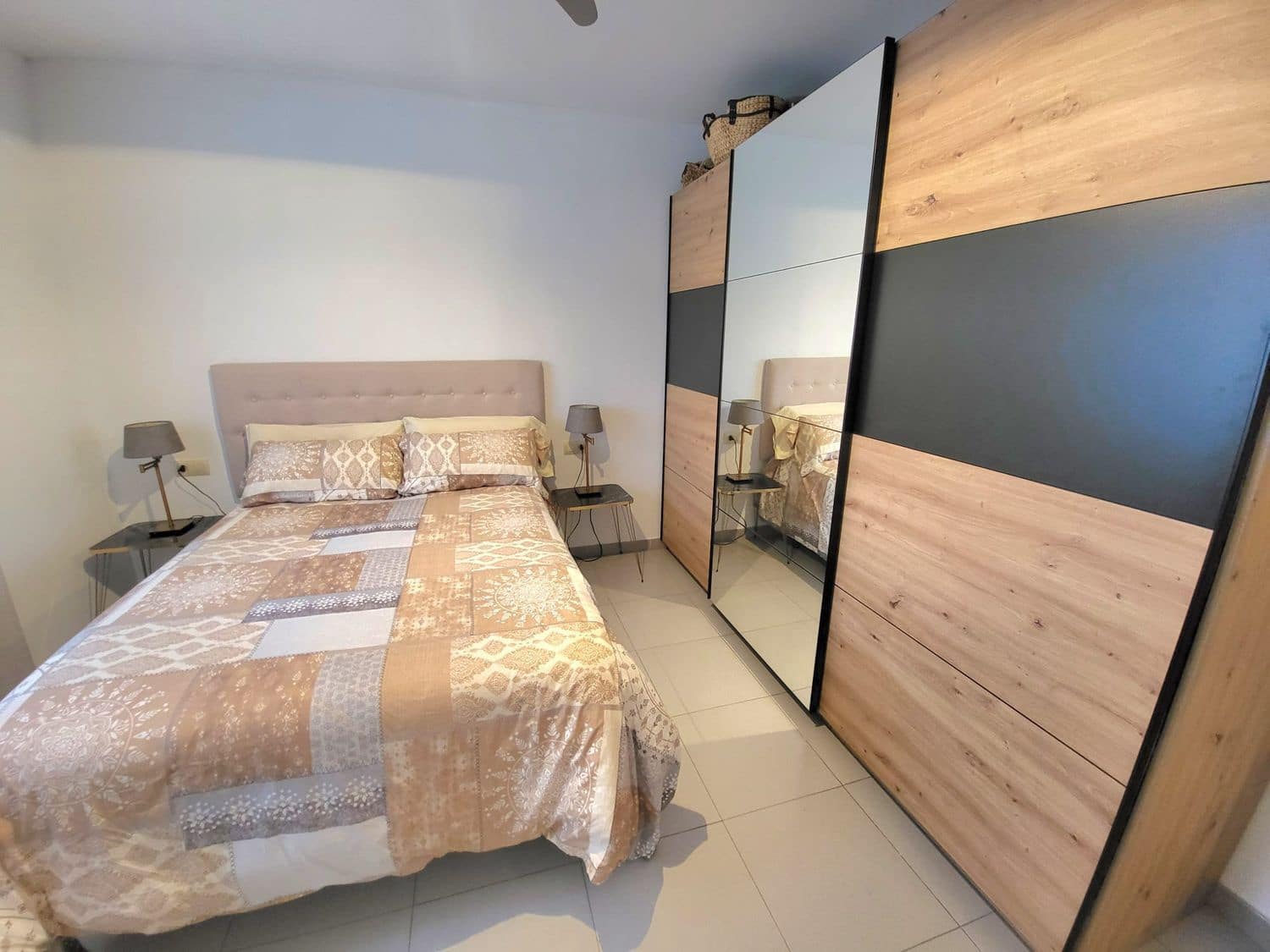 4 bedroom Townhouse for sale in Vidreres - € 485,000 (Ref: 9832911)