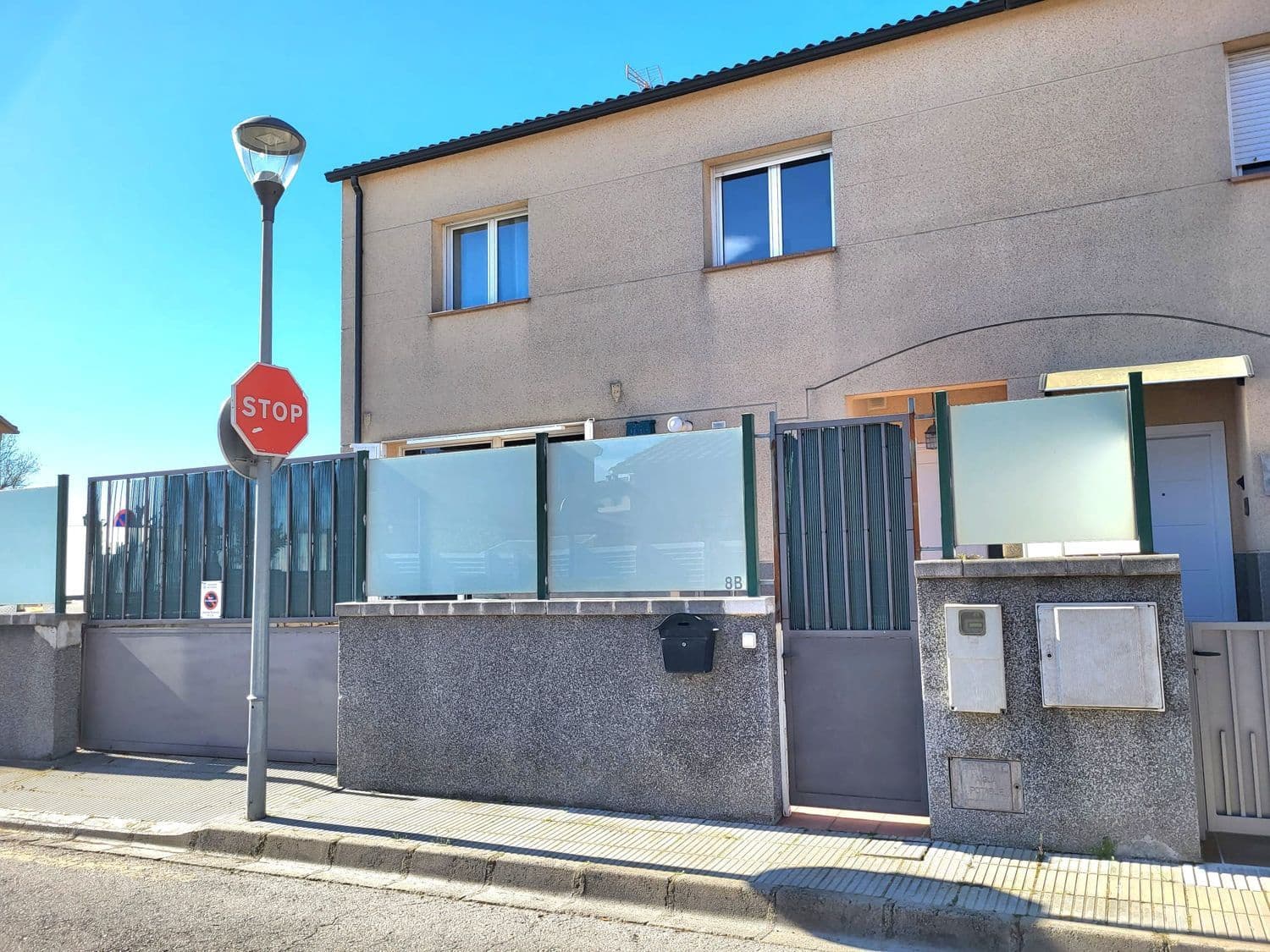 4 bedroom Townhouse for sale in Vidreres - € 485,000 (Ref: 9832911)