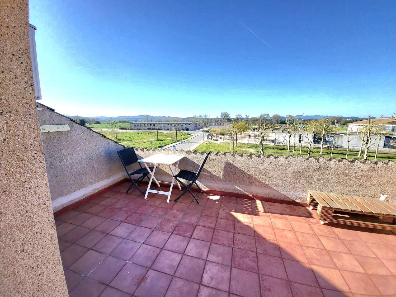 4 bedroom Townhouse for sale in Vidreres - € 485,000 (Ref: 9832911)