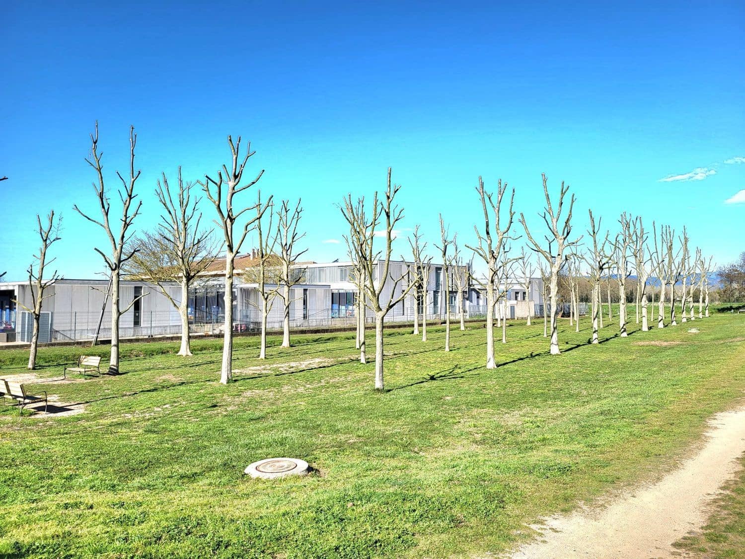 4 bedroom Townhouse for sale in Vidreres - € 485,000 (Ref: 9832911)