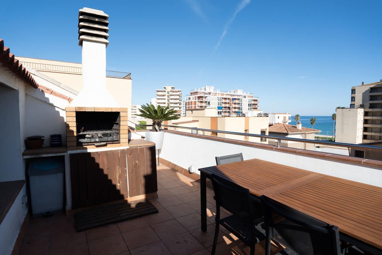 2 bedroom Apartment for sale in Sant Antoni de Calonge - € 348,000 (Ref: 9832915)