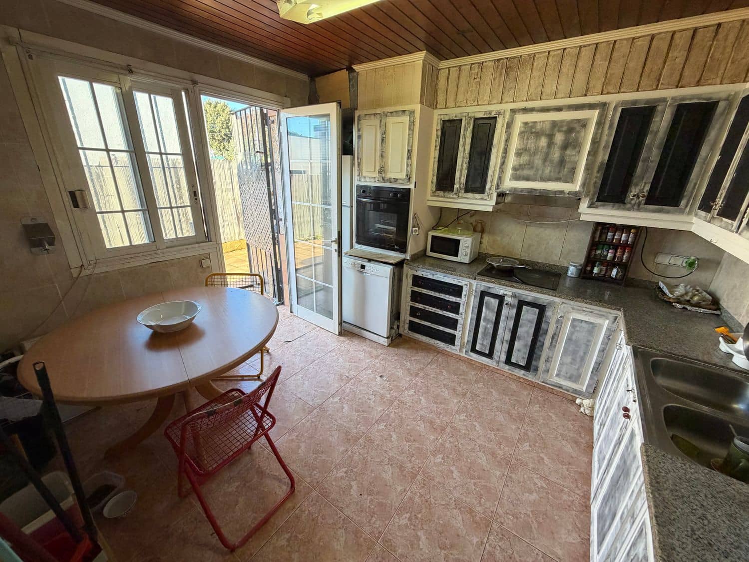 5 soveværelse Byhus til salg i Llagostera med swimmingpool - € 249.000 (Ref: 9832916)