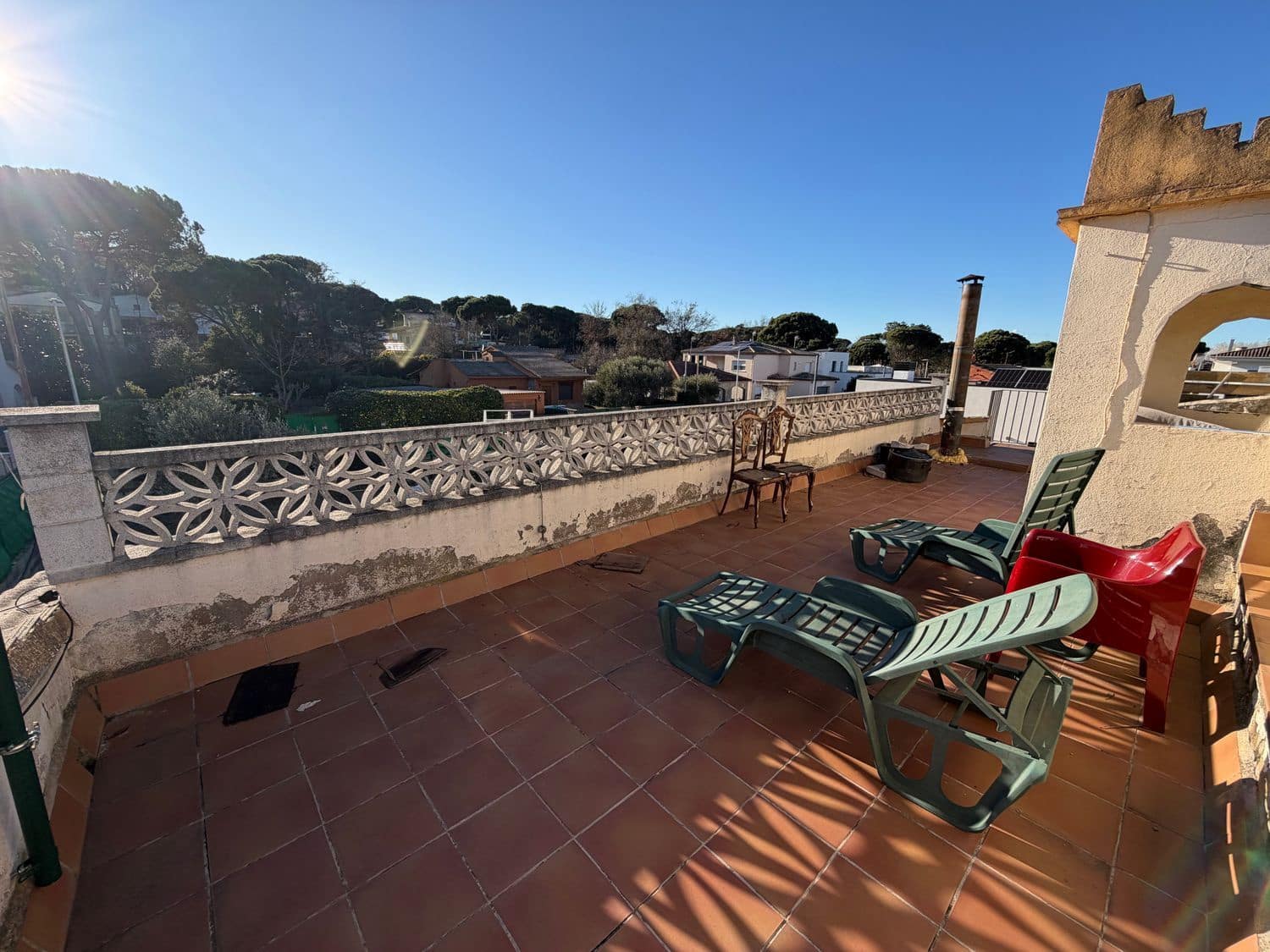 5 soveværelse Byhus til salg i Llagostera med swimmingpool - € 249.000 (Ref: 9832916)