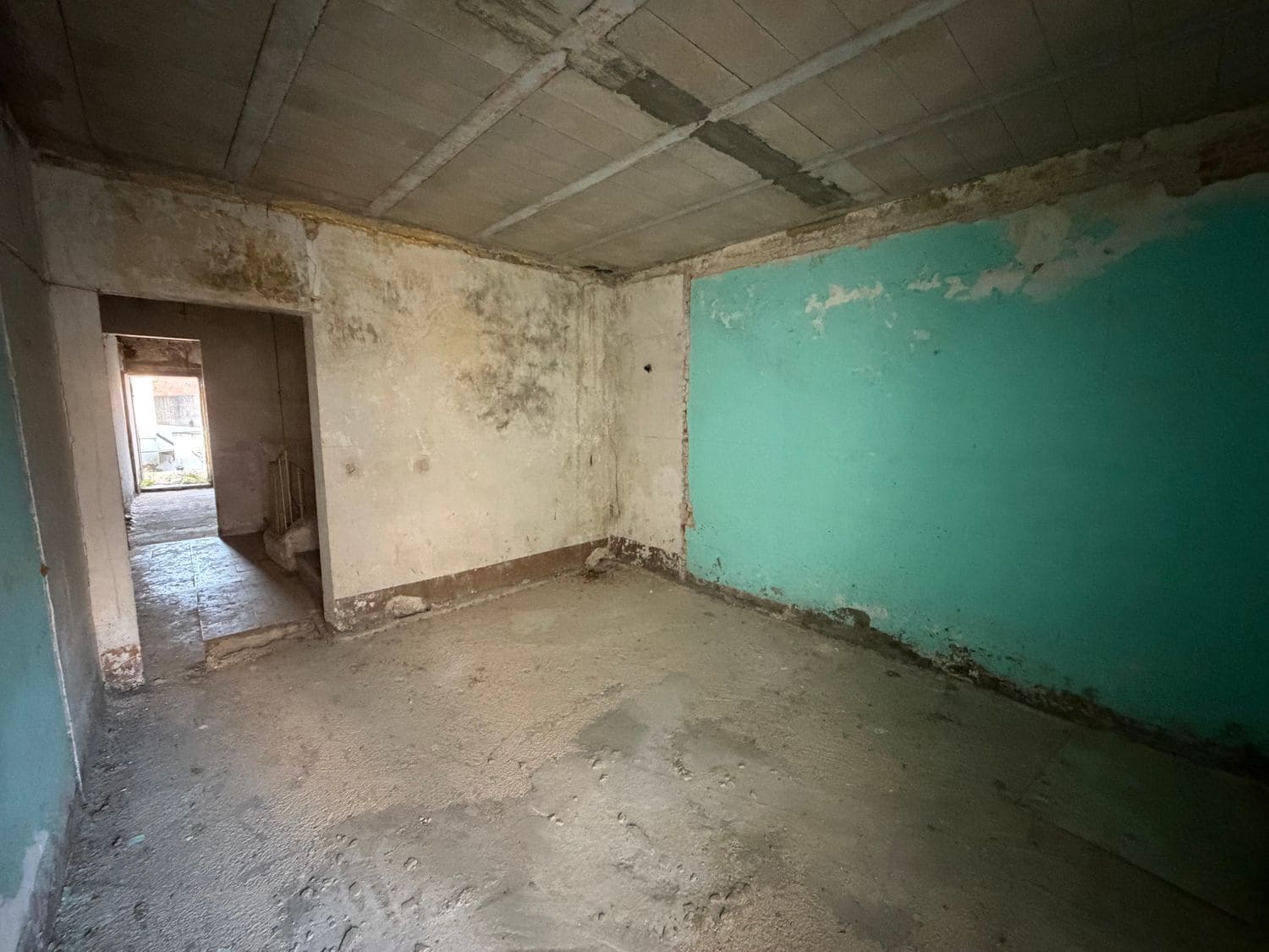 7 soveværelse Byhus til salg i Cassa de la Selva - € 139.000 (Ref: 9832917)