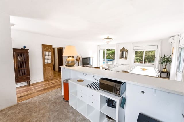 4 slaapkamer Villa te koop in Maçanet de la Selva met zwembad garage - € 349.000 (Ref: 9867630)