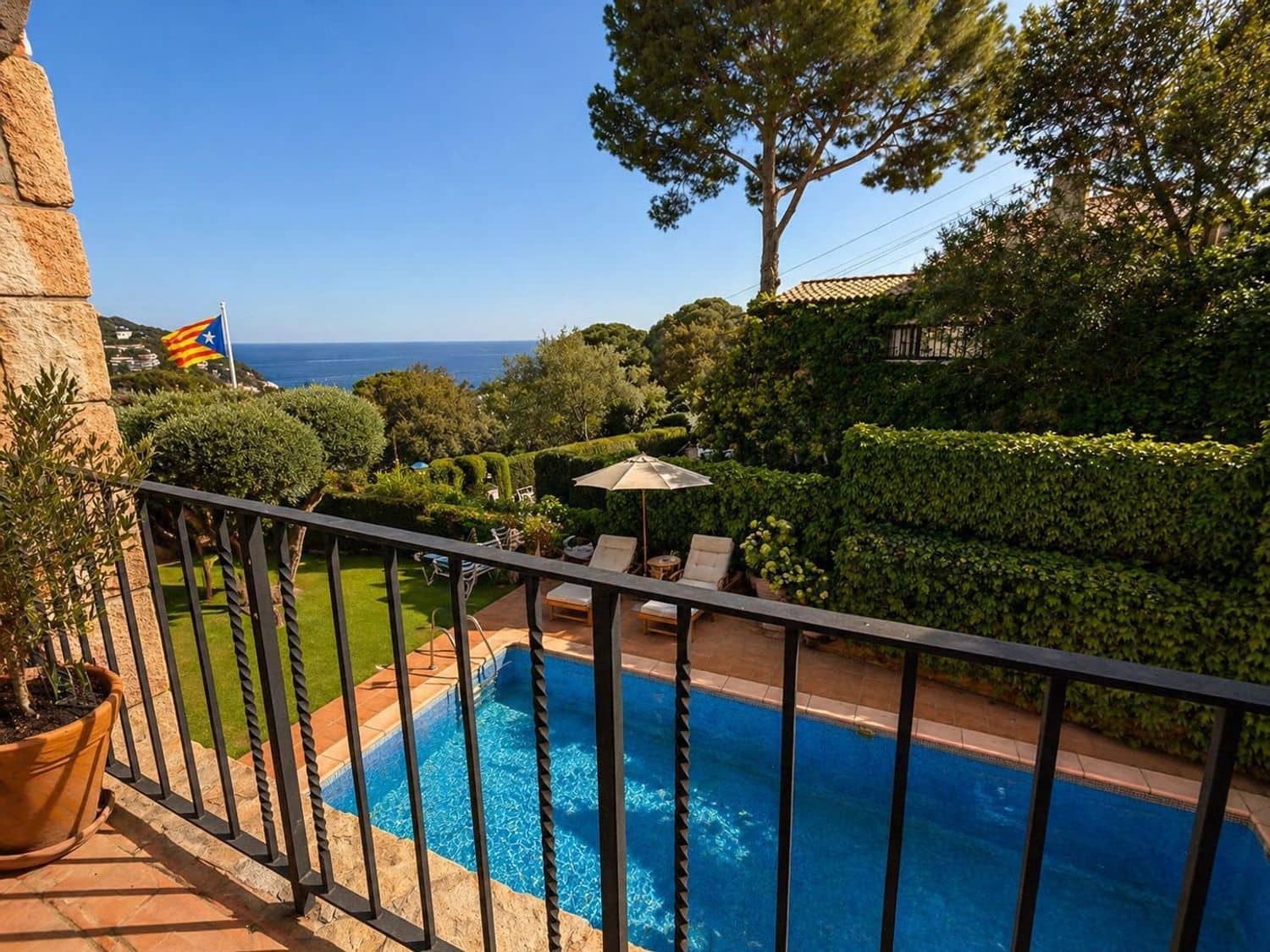 9 bedroom Villa for sale in Llafranc with pool garage - € 2,100,000 (Ref: 9867631)