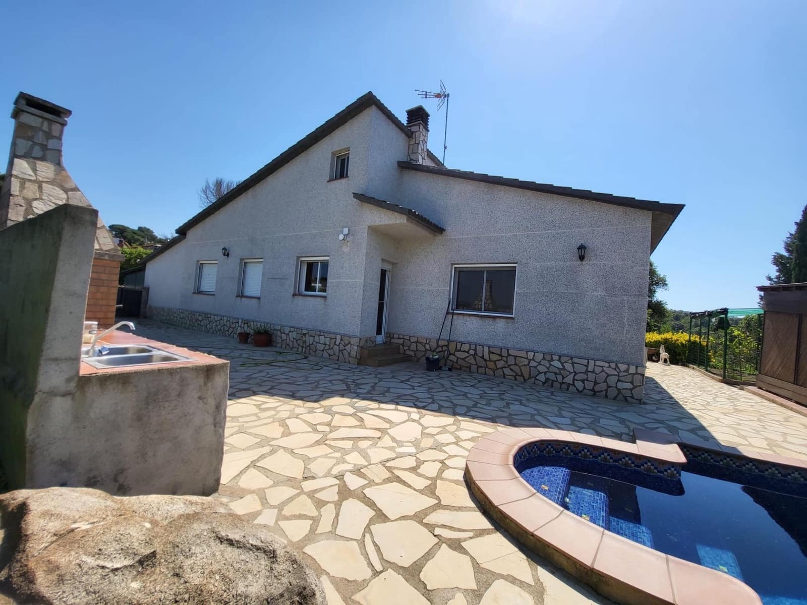 3 bedroom Villa for sale in Macanet de la Selva with garage - € 319,000 (Ref: 9867633)