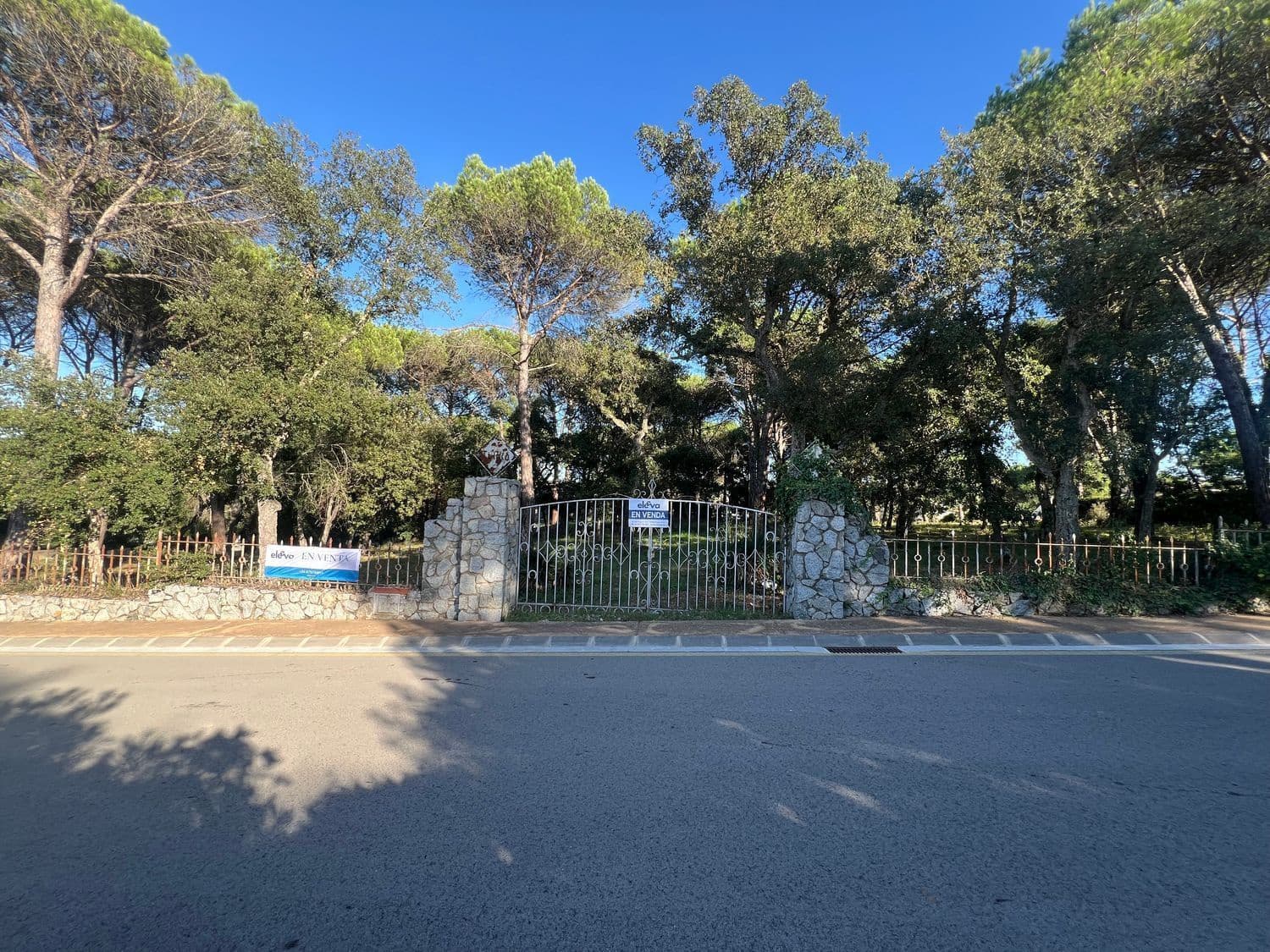 Building Plot for sale in Llagostera - € 430,000 (Ref: 9867634)