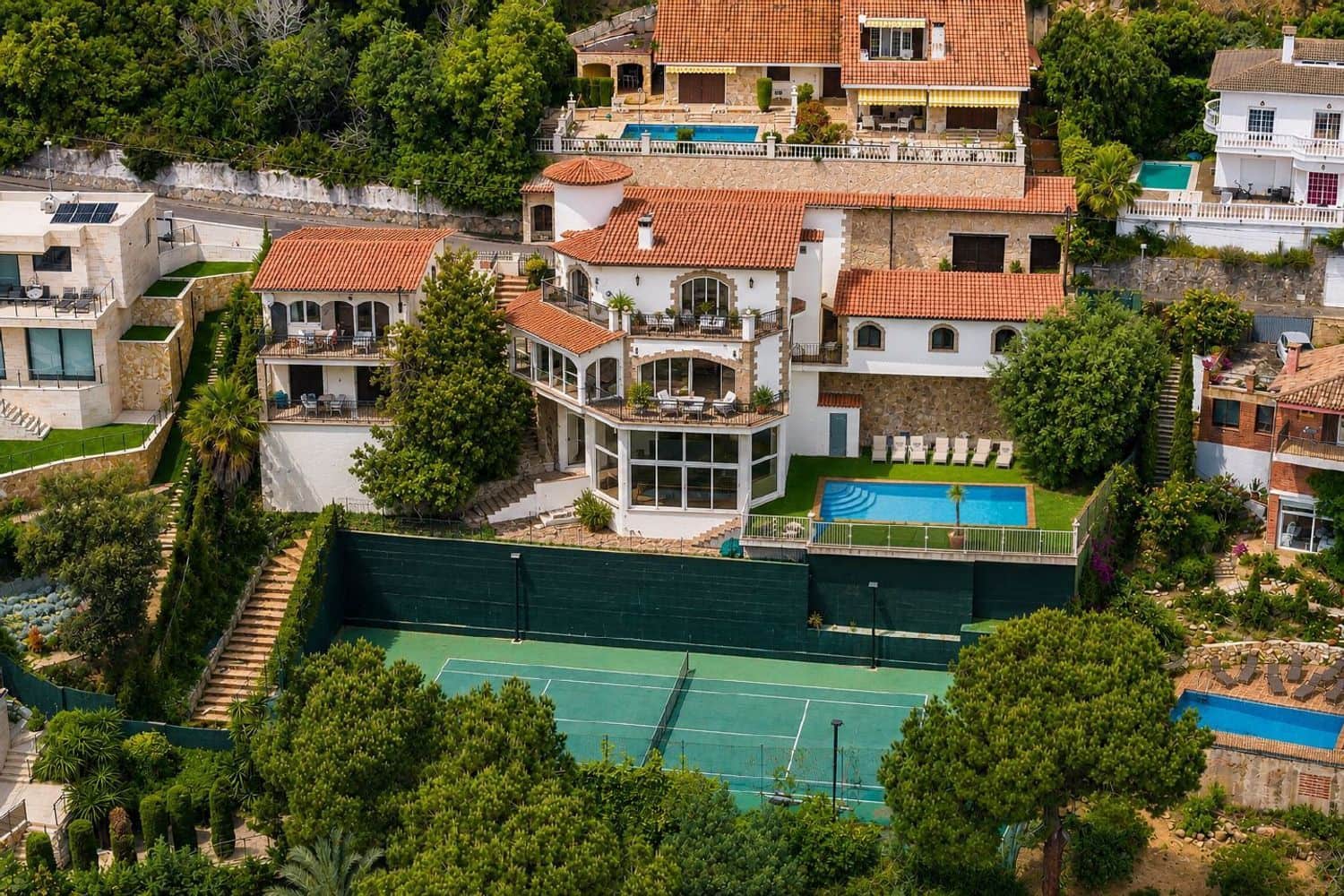 8 sovrum Villa till salu i Lloret de Mar med pool garage - 2 500 000 € (Ref: 9868686)