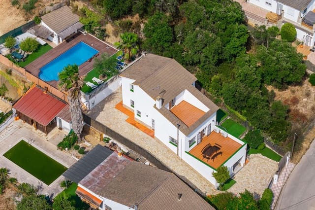4 camera da letto Villa in vendita in Aiguaviva Parc, Vidreres con piscina garage - 365.000 € (Rif: 9873617)