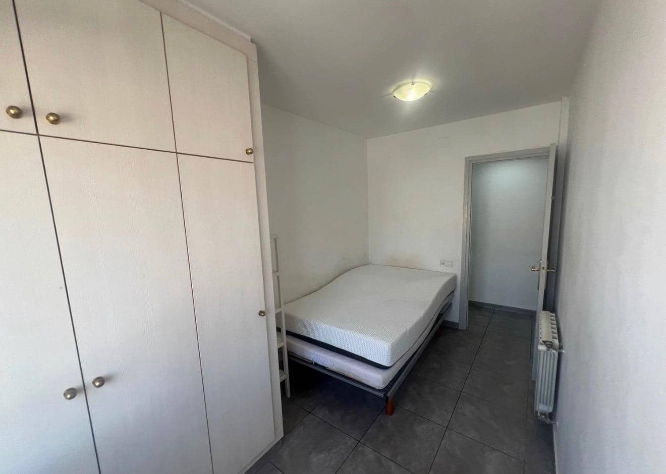 Piso de 3 habitaciones en Palamós en venta - 299.000 € (Ref: 9873619)